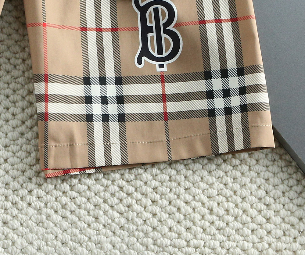 Burberry Short Pants